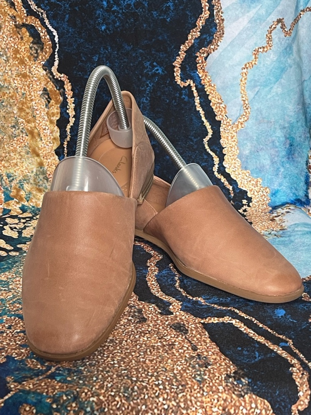 Clark’s Pure Bella Flats Tan leather Size 7 Women's comfort Slip On shoes